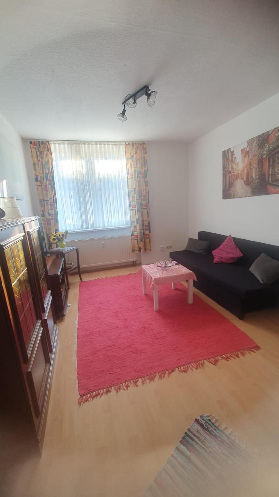 Monteur Wohnung 11 פירמאסנס מראה חיצוני תמונה